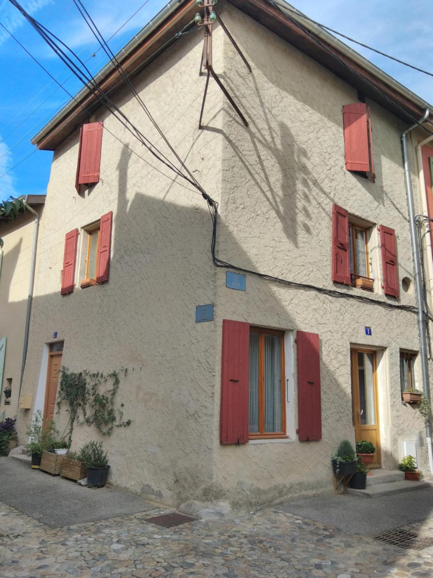 Romans-Sur-Isere, Maison De Rue En Centre Ancien Exteriör bild